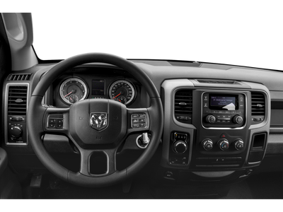 2018 RAM 1500 Express 4x4 Quad Cab 6'4" Box