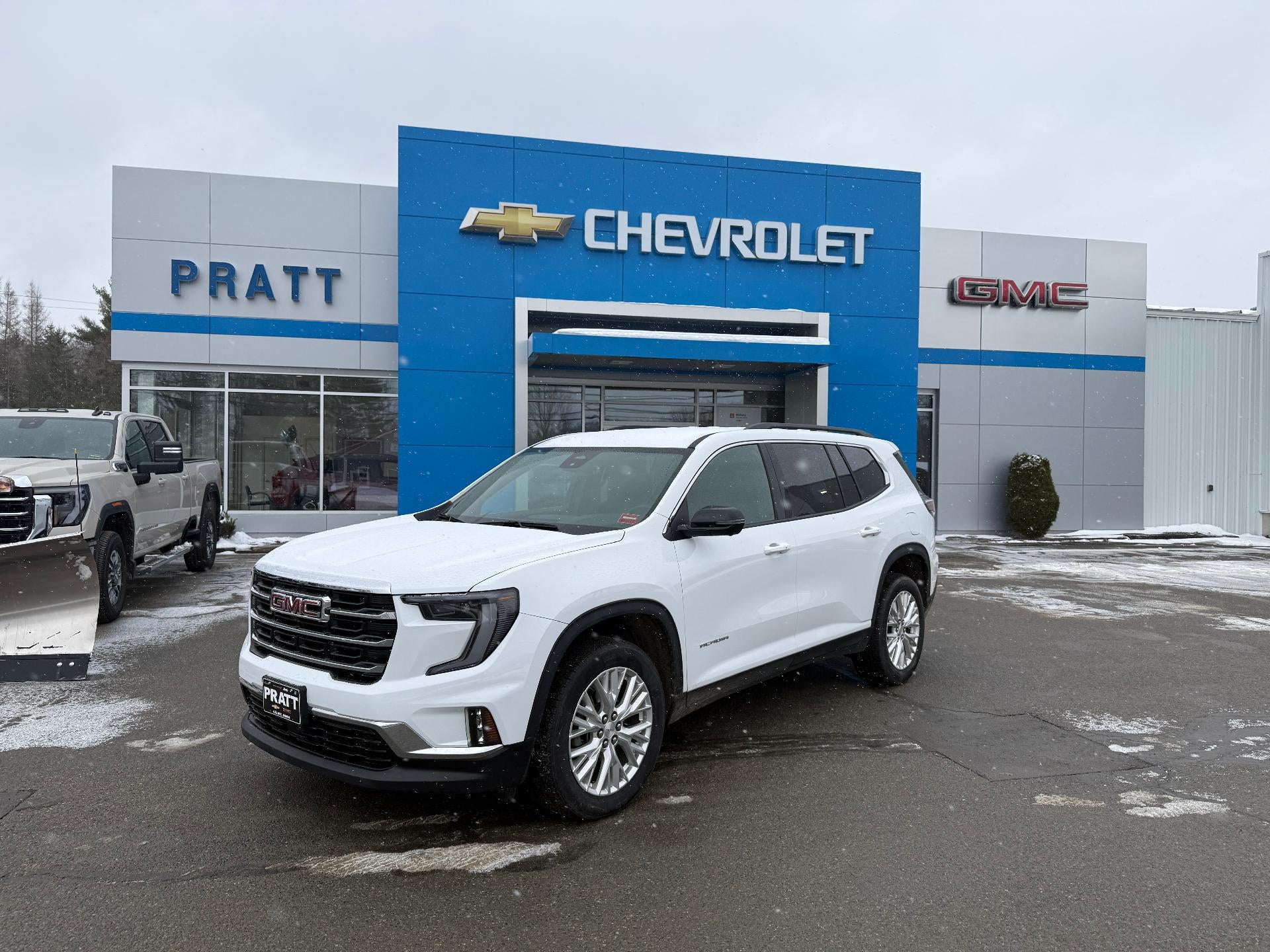 2024 GMC Acadia Elevation