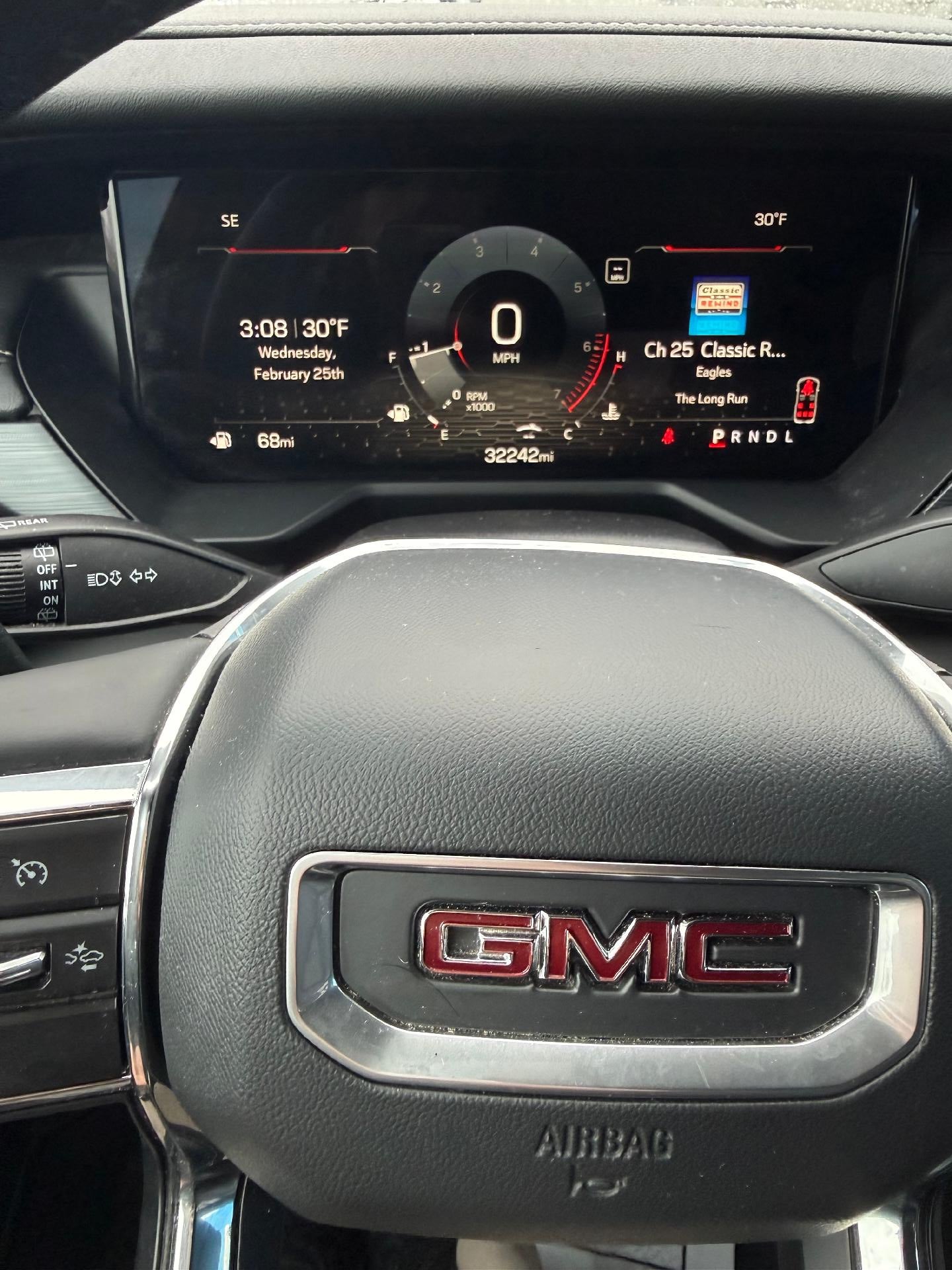 2024 GMC Acadia Elevation