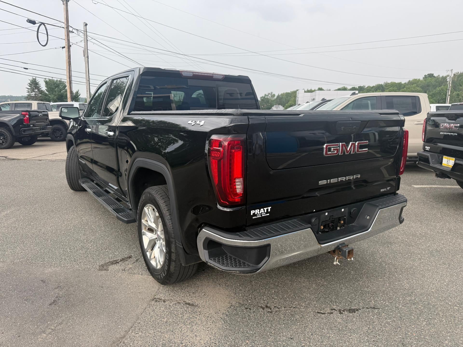 2020 GMC Sierra 1500 4WD Crew Cab Short Box SLT