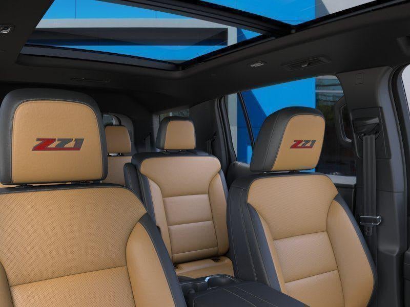 2027 Chevrolet Traverse Z71 - Photo 192