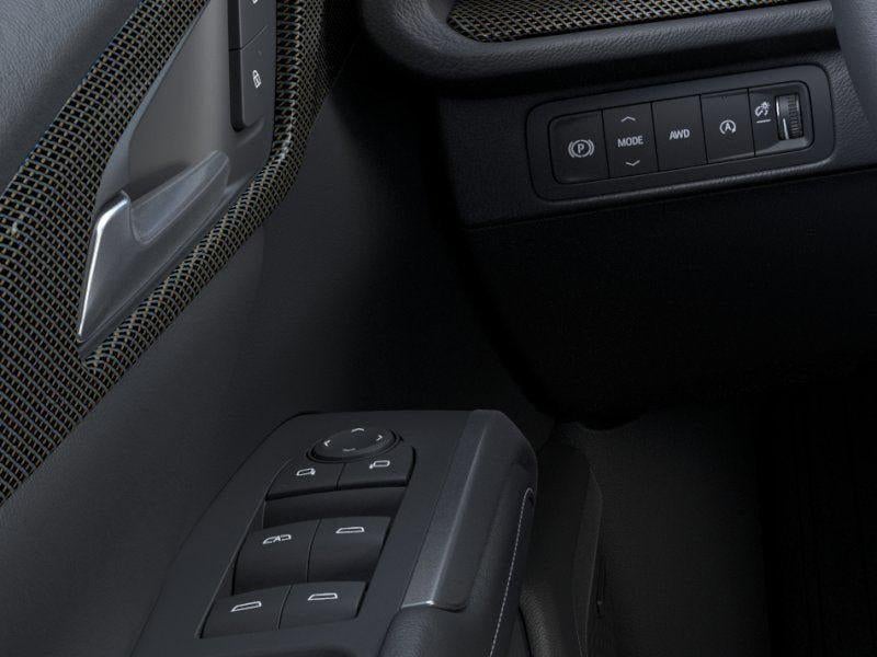 2027 Chevrolet Traverse Z71 - Photo 70