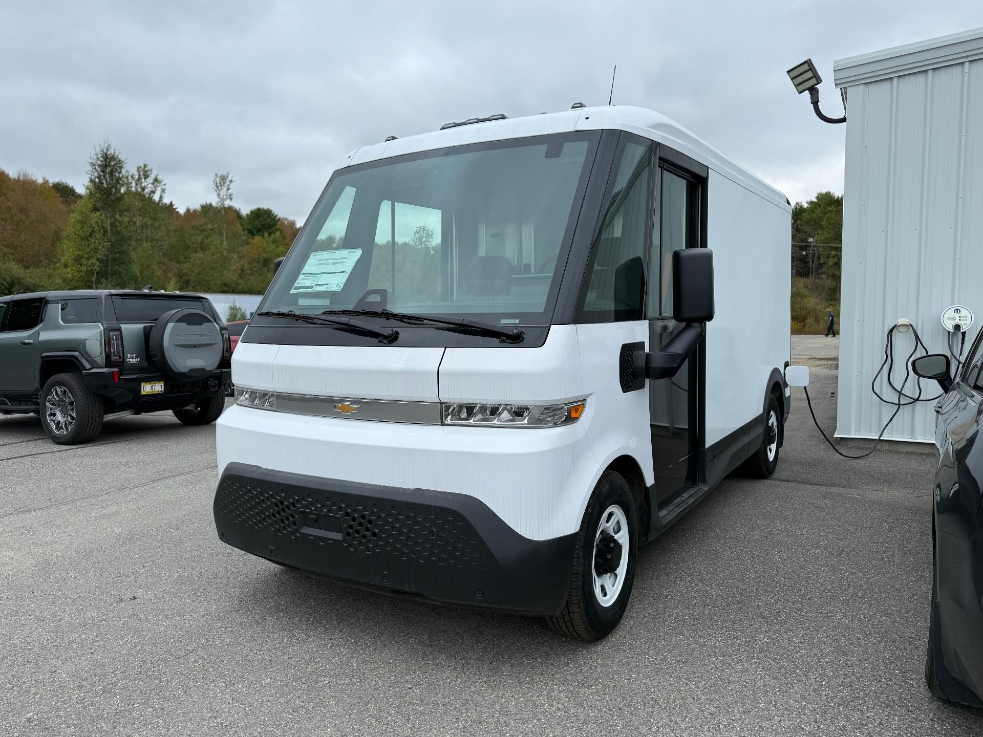 2025 Chevrolet BrightDrop 400 AWD 400